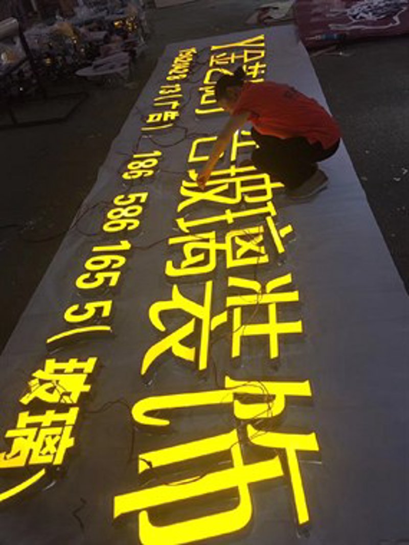 广告设计：创意之翼在企业展翅翱翔